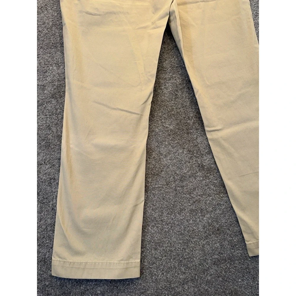 Banana Republic brand banana